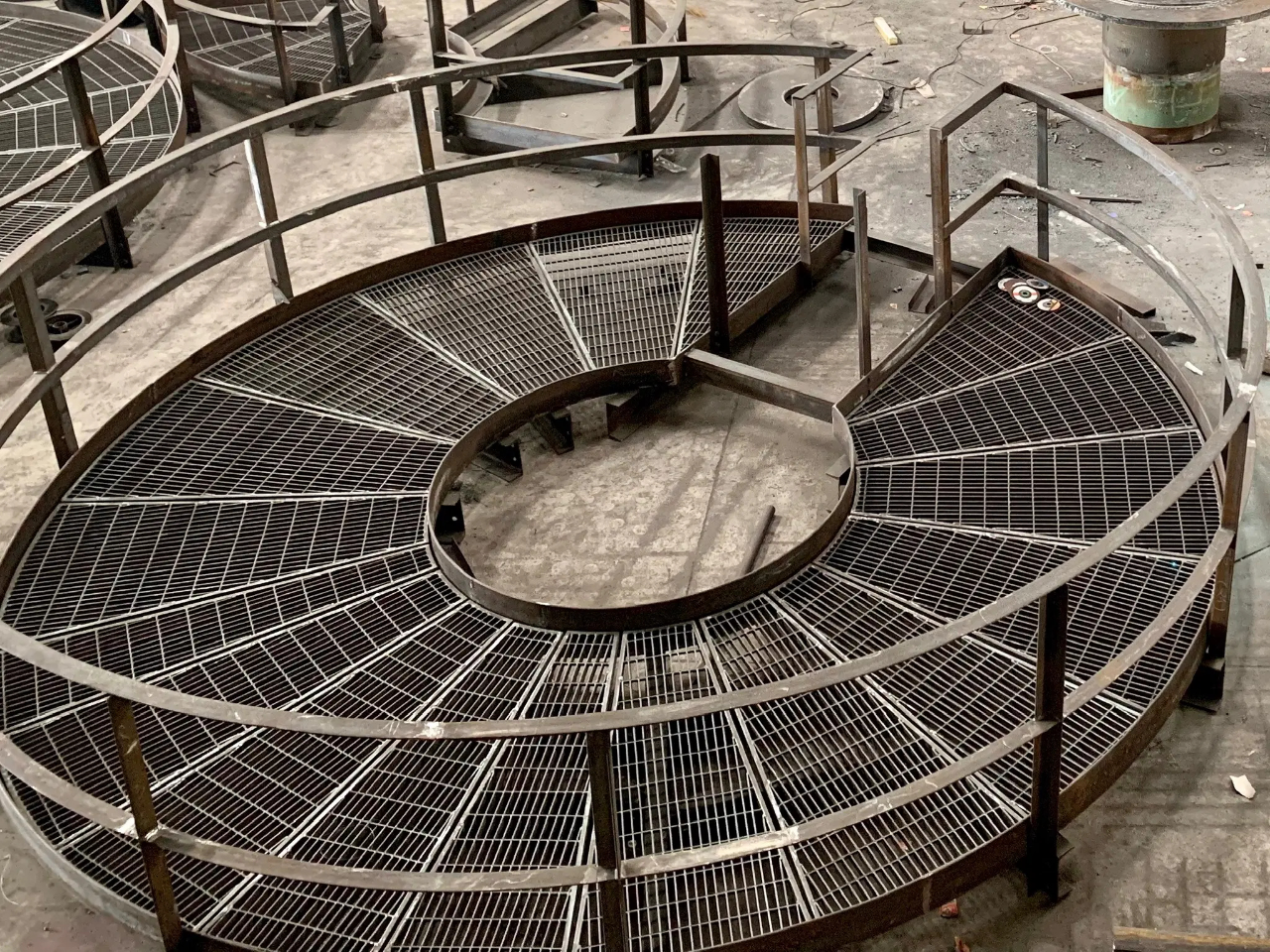 Platform Gratings